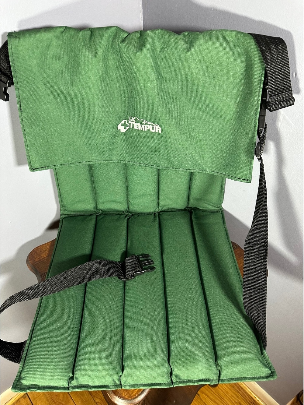 Vintage Tempur-Pedic Memory Foam Stadium Chair - Folding Camp Seat Green